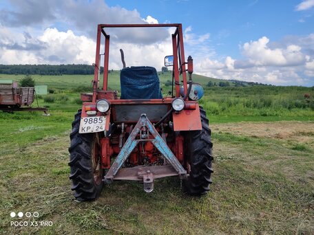 1989 ВТЗ Т-25А, красный, 425000 рублей, вид 4