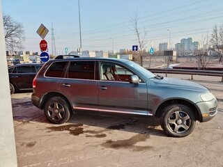 2004 Volkswagen Touareg I, серый, 570000 рублей, вид 4