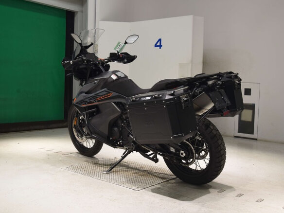 2023 KTM 890 Adventure, чёрный, 1000000 рублей - вид 6