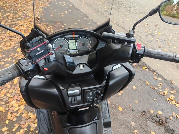 2017 Suzuki Burgman (SkyWave) 400, чёрный, 465000 рублей - вид 7