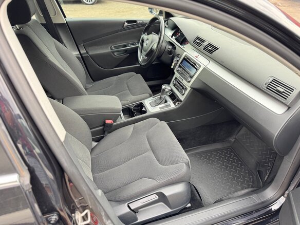 2010 Volkswagen Passat B6, чёрный - вид 7