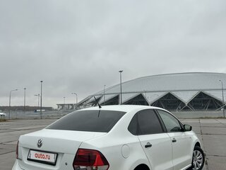 2015 Volkswagen Polo V, белый, 760000 рублей, вид 3