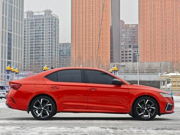 2021 Skoda Octavia IV (A8), пурпурный - вид 7