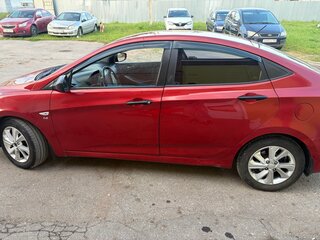 2015 Hyundai Solaris I Рестайлинг, красный, 545000 рублей, вид 5