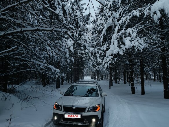 2012 Skoda Octavia Scout II (A5) Рестайлинг, белый, 1500000 рублей - вид 5