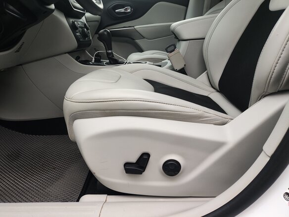 2019 Jeep Cherokee V (KL) Рестайлинг, белый, 2250000 рублей - вид 14