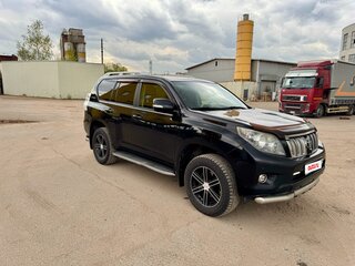 2011 Toyota Land Cruiser Prado 150 Series, чёрный, 3200000 рублей, вид 2