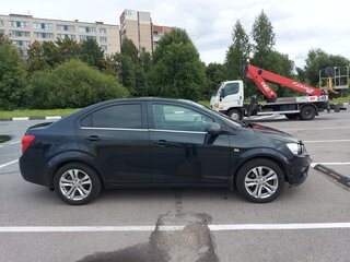 2014 Chevrolet Aveo II, чёрный, 950000 рублей, вид 5