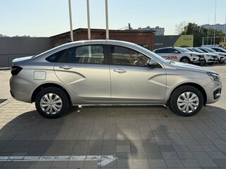 2026 Lada (ВАЗ) Vesta I Рестайлинг (NG), серебристый, 1705000 рублей, вид 4