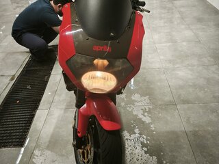 2003 Aprilia Tuono 1000, красный, 390000 рублей, вид 4