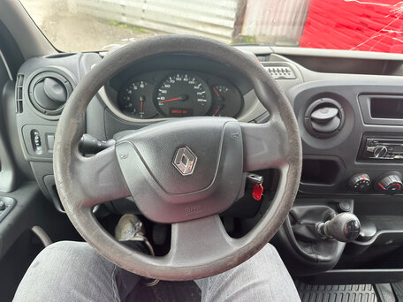 2014 Renault Master, белый, 1800000 рублей, вид 3