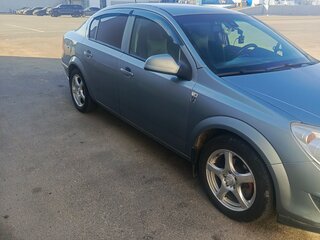 2011 Opel Astra H Рестайлинг, серый, 410000 рублей, вид 4