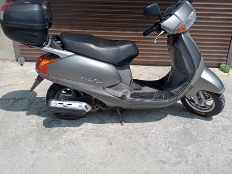 2001 Honda Lead 100, серебристый, 60000 рублей, вид 2