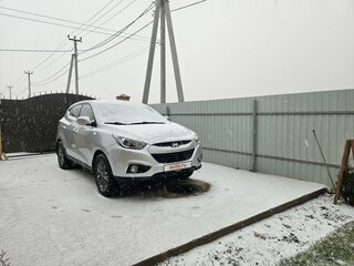 2014 Hyundai ix35 I Рестайлинг, серебристый, 1400000 рублей, вид 4
