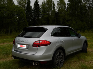 2011 Porsche Cayenne II (958), серебристый, 2380000 рублей, вид 5