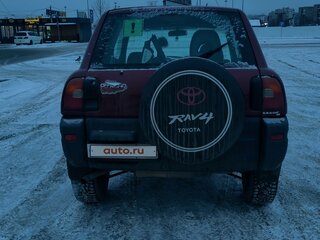 1995 Toyota RAV4 I (XA10), красный, 490000 рублей, вид 4