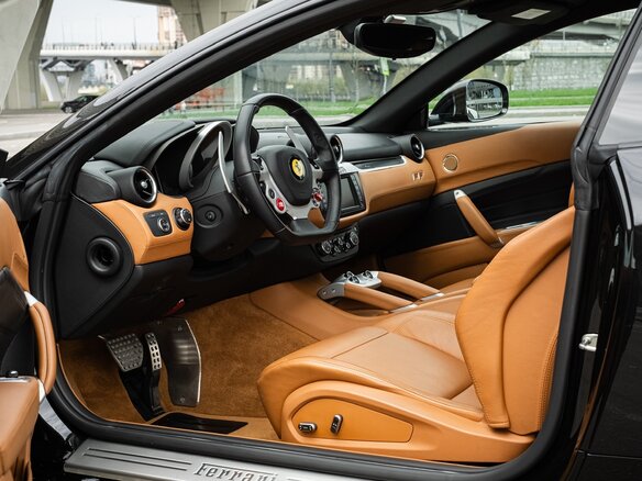 2011 Ferrari FF, чёрный - вид 14