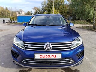 2015 Volkswagen Touareg II Рестайлинг, синий, 2300000 рублей, вид 4