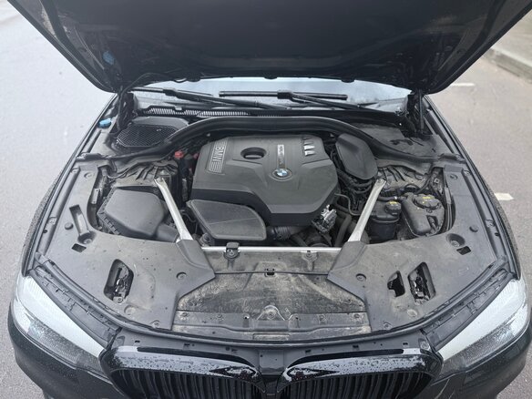 2018 BMW 5 серии 520i VII (G30/G31/G38), чёрный, 2950000 рублей - вид 13
