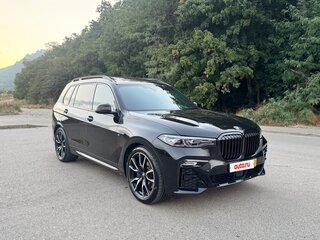 2020 BMW X7 40i I (G07), чёрный, 7550000 рублей, вид 2