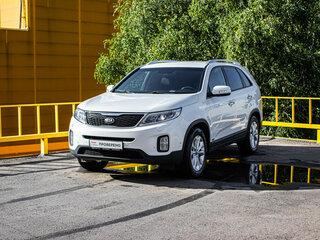 2019 Kia Sorento II Рестайлинг, белый, 1779000 рублей, вид 1