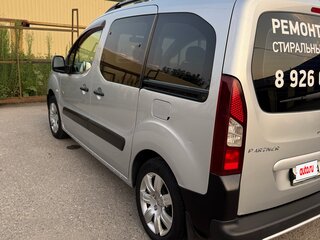 2013 Peugeot Partner II Рестайлинг, серебристый, 730000 рублей, вид 5