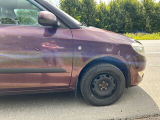 2010 Skoda Fabia II Рестайлинг, пурпурный, 450000 рублей, вид 4