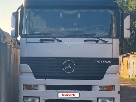 2002 Mercedes-Benz Actros, белый, 4000000 рублей, вид 4