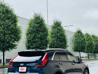 2020 Cadillac XT4 I, синий, 2959999 рублей, вид 4
