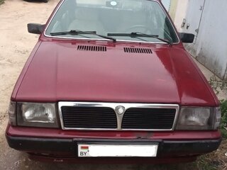 1988 Lancia Prisma I.E., пурпурный, 70000 рублей, вид 2