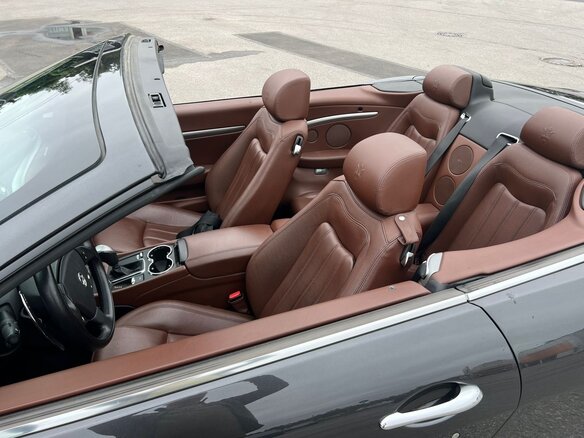 2010 Maserati GranCabrio I, серый, 7900000 рублей - вид 11