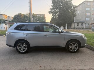 2012 Mitsubishi Outlander III, серебристый, 1320000 рублей, вид 2