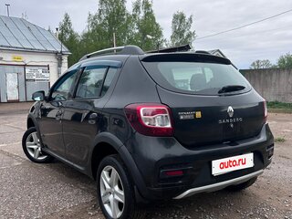 2015 Renault Sandero Stepway II, чёрный, 700000 рублей, вид 4