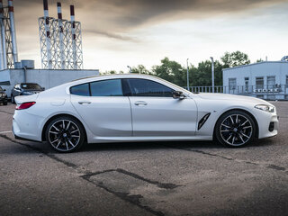 2022 BMW 8 серии Gran Coupe M850i xDrive II (G14/G15/G16) Рестайлинг, белый, 11490000 рублей, вид 5