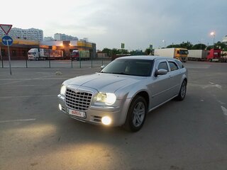 2005 Chrysler 300C I, серебристый, 1700000 рублей, вид 1