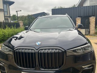 2020 BMW X7 40i I (G07), чёрный, 7800000 рублей, вид 1