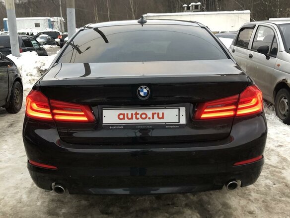 2017 BMW 5 серии 520d VII (G30/G31/G38), чёрный, 2400000 рублей - вид 6