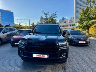 2018 Toyota Land Cruiser 200 Series Рестайлинг 2, чёрный, 4700000 рублей, вид 2