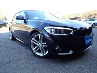 2015 BMW 1 серии 118i II (F20/F21) Рестайлинг, чёрный, 885000 рублей, вид 1