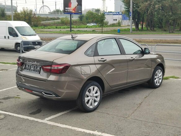2026 Lada (ВАЗ) Vesta I Рестайлинг (NG), коричневый, 1847100 рублей - вид 18