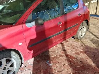 2001 Peugeot 206, красный, 200000 рублей, вид 3