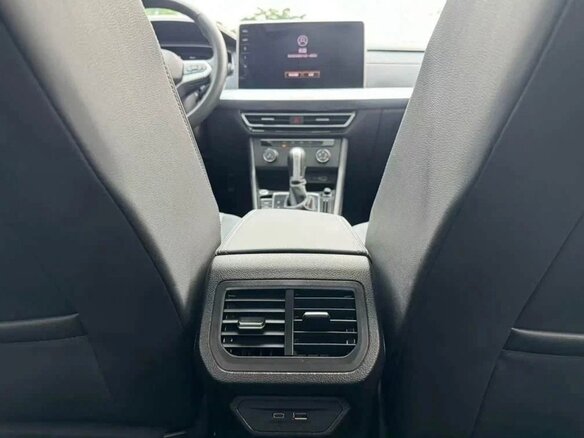 2023 Volkswagen Lavida III Рестайлинг, серый, 1500000 рублей - вид 19