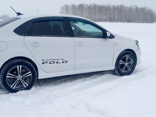 2016 Volkswagen Polo V Рестайлинг, белый, 1100000 рублей, вид 5