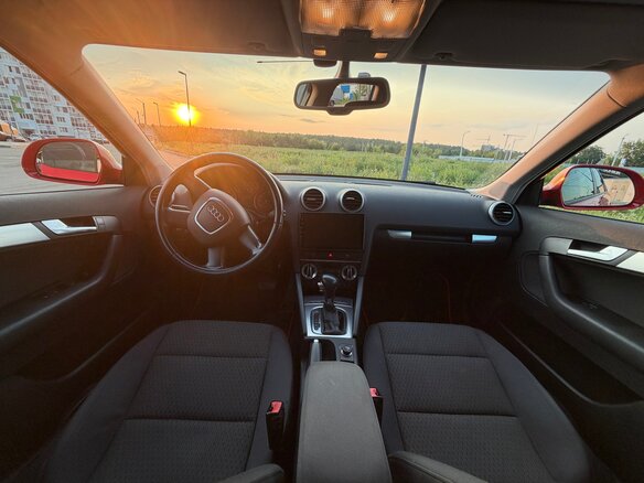 2009 Audi A3 II (8P) Рестайлинг 2, красный, 859000 рублей - вид 13
