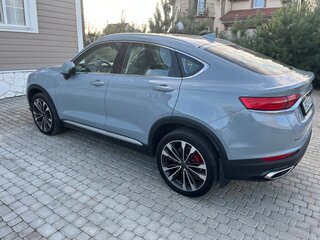 2022 Geely Tugella I, серый, 3000000 рублей, вид 4