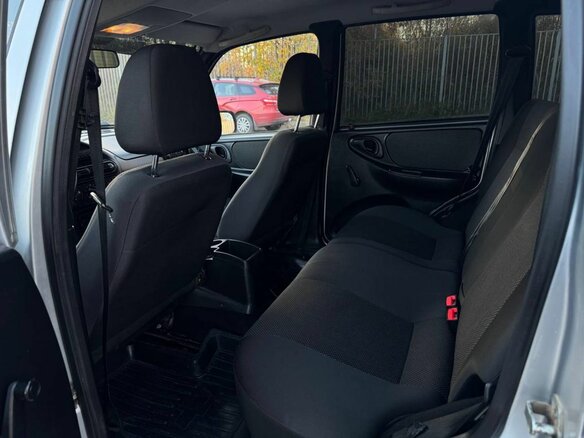 2011 Chevrolet Niva I Рестайлинг, серебристый, 421000 рублей - вид 7