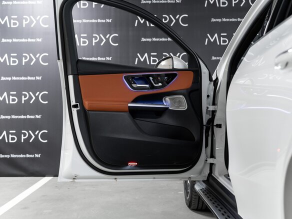 2025 Mercedes-Benz GLC Coupe 300 II (C254), белый - вид 7
