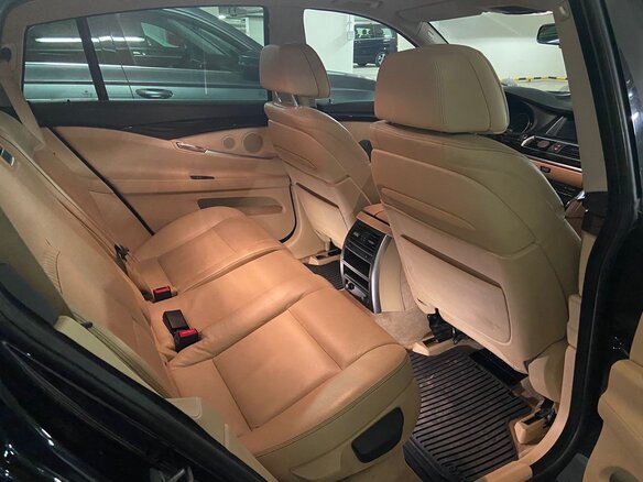 2013 BMW 5 серии Gran Turismo 535i xDrive VI (F10/F11/F07) Рестайлинг, чёрный, 2700000 рублей - вид 26