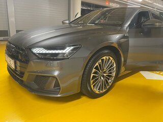 2021 Audi A7 55 TFSI II (4K), серебристый, 6890000 рублей, вид 1