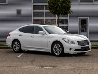 2011 Infiniti M25 IV, белый, 1695000 рублей, вид 3